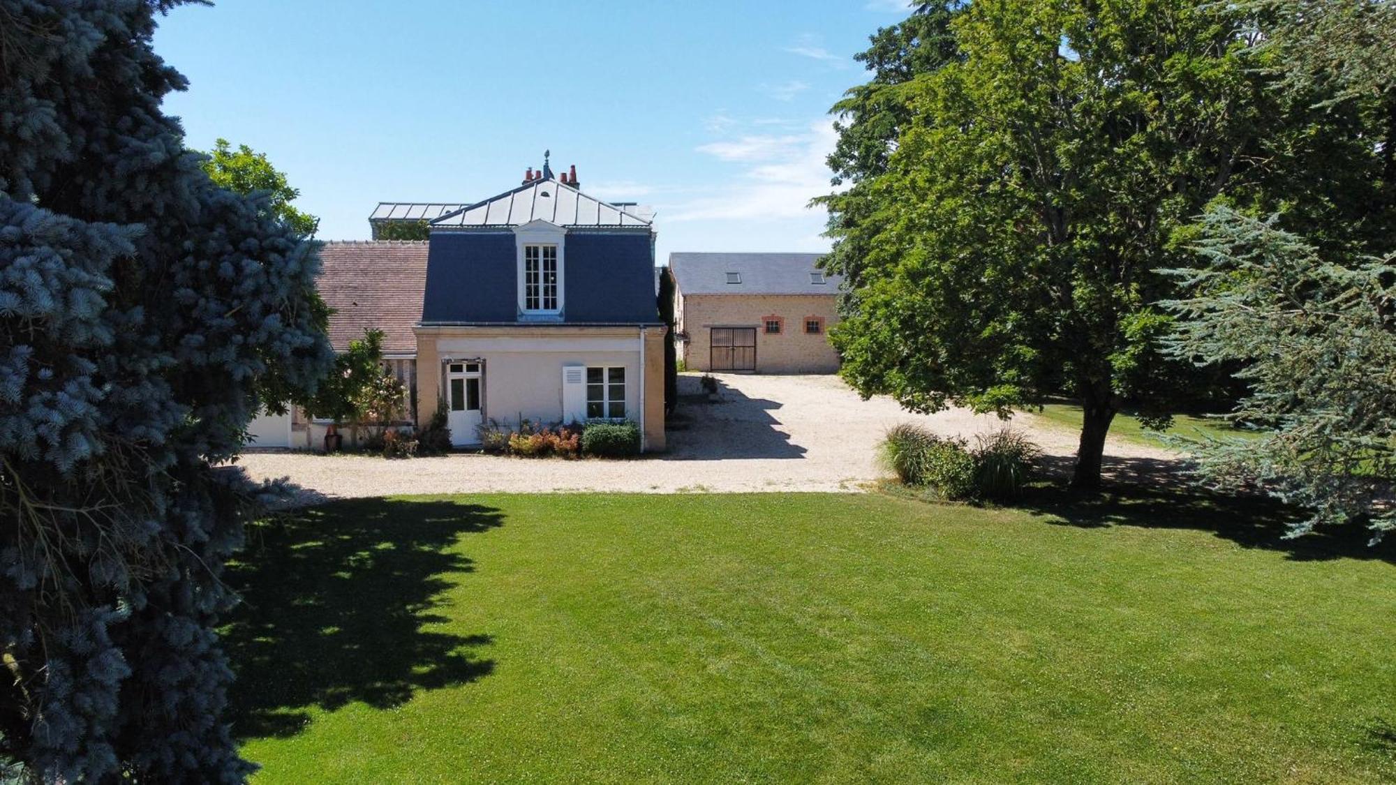 Maison Chaleureuse De 4 A 12 Personnes Neuville-aux-Bois Buitenkant foto